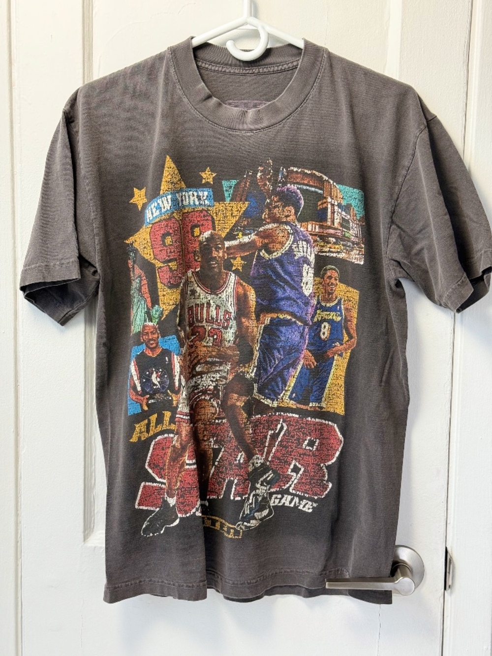 Vintage basketball All-star t-shirt size medium.